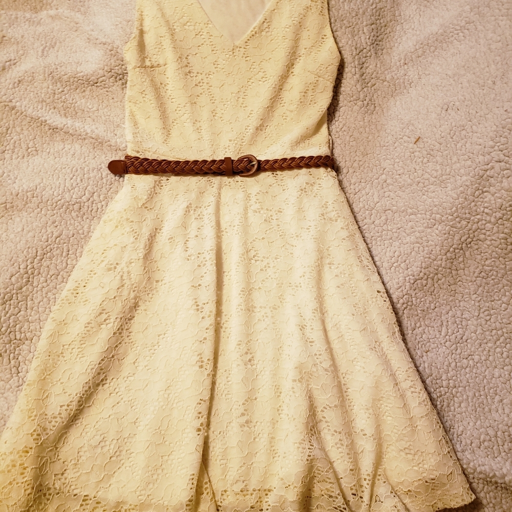 Dress - Picture 2 of 6